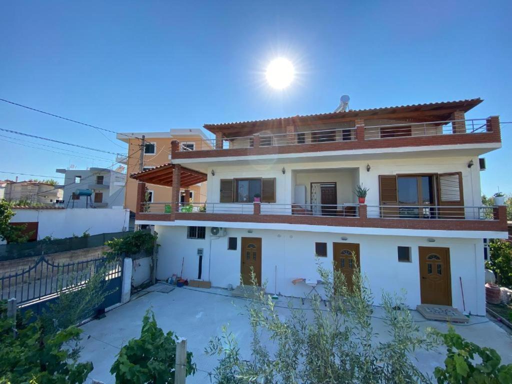 Arlind'S Apartaments Vlorë 외부 사진