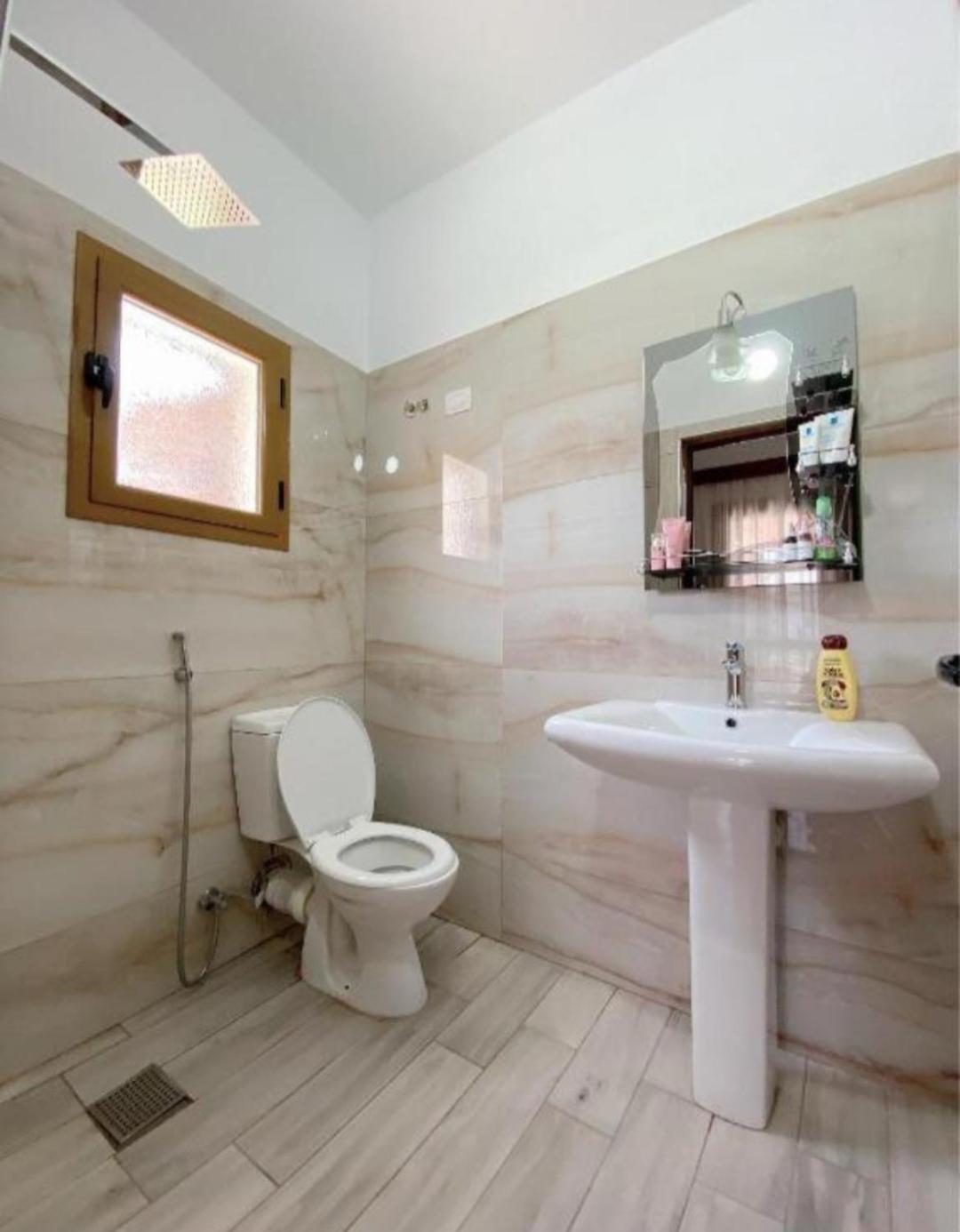 Arlind'S Apartaments Vlorë 외부 사진